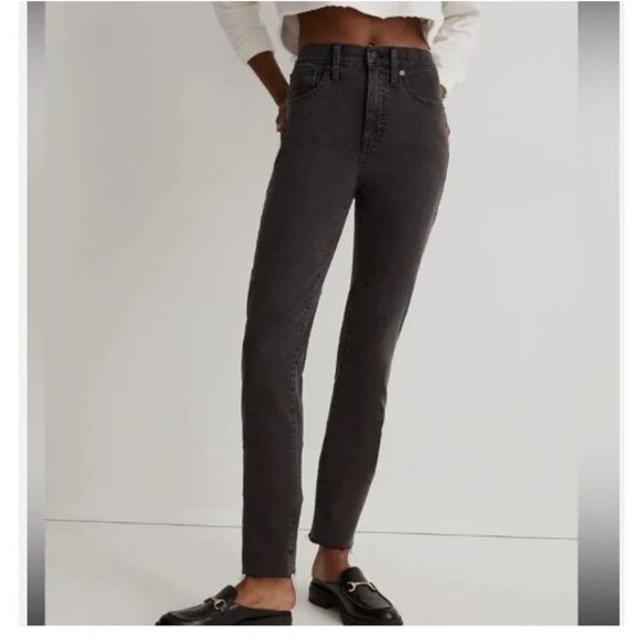 Madewell Stovepipe Skinny Jeans-Size 23-Banberry Wash-Raw Hem Edition-Stretch - Picture 1 of 10